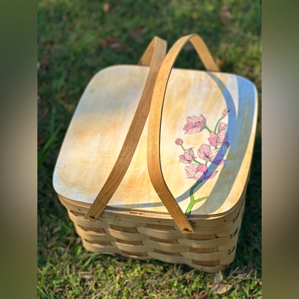 Basketville Hand-painted picnic Basket